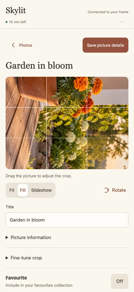 Phone app picture editor with crop and title